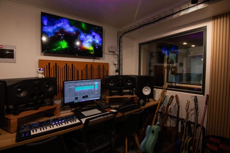 PROVIDENCIA Sounds of Chile Music Experience at Loopland … - Souvenir and Keepsake