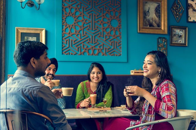Pub Crawl and Local Wine Tasting Tour - Immersive Guided Pub Crawl Experience