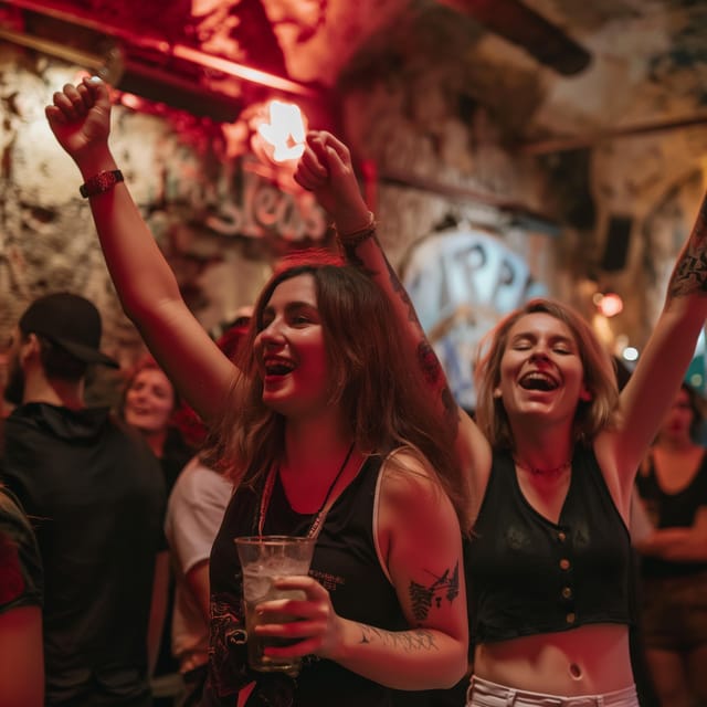 Pub Crawl Budapest - With Challanges and Games - Recap