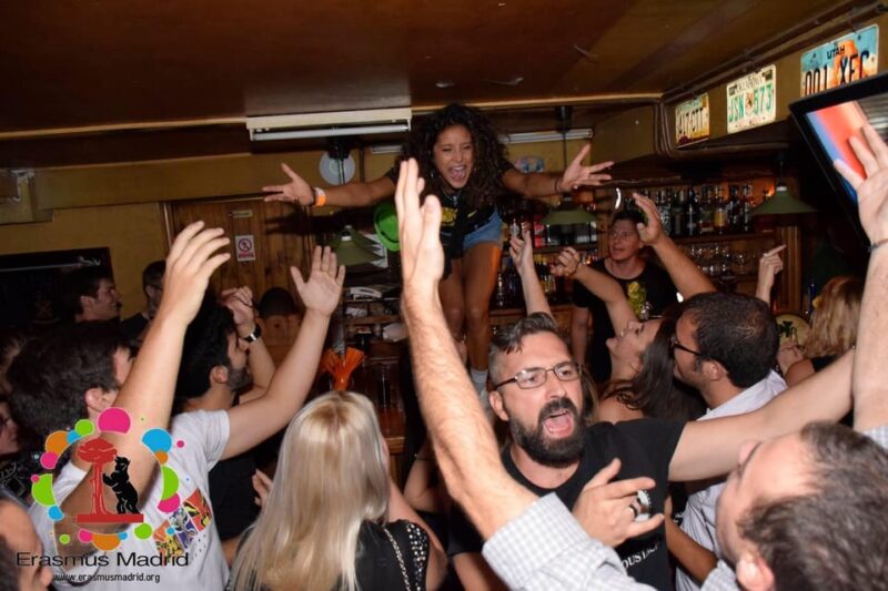 Pub Crawl Madrid Erasmus&International( Updated Best Offer) - Activities and Inclusions