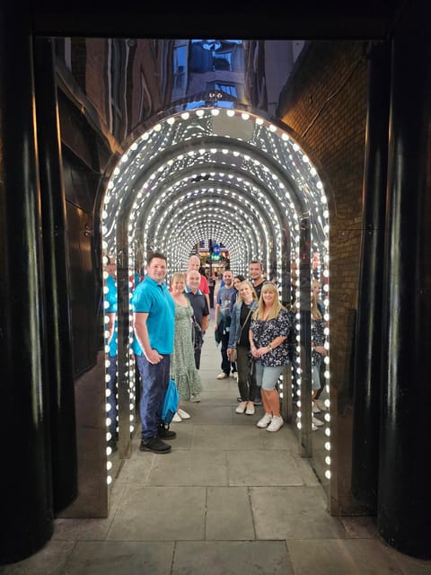 Pub Crawl & Sing-along Experience - Availability and Booking