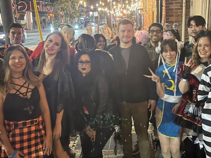 Pub Crawl Toronto - Exploring Torontos Nightlife