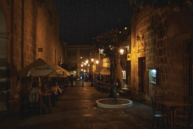 Pub Crawl Tour in Arequipa With VIP Access. - Meeting Point and Directions