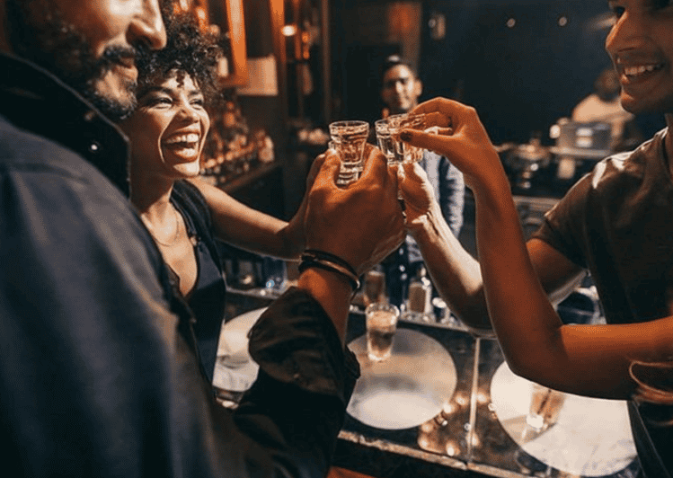Pub Crawl Udaipur (3 Hours Guided Nightlife Experience) - Key Points