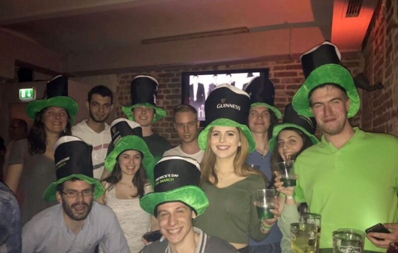 Pub Crawl Vienna - Friendly International Group