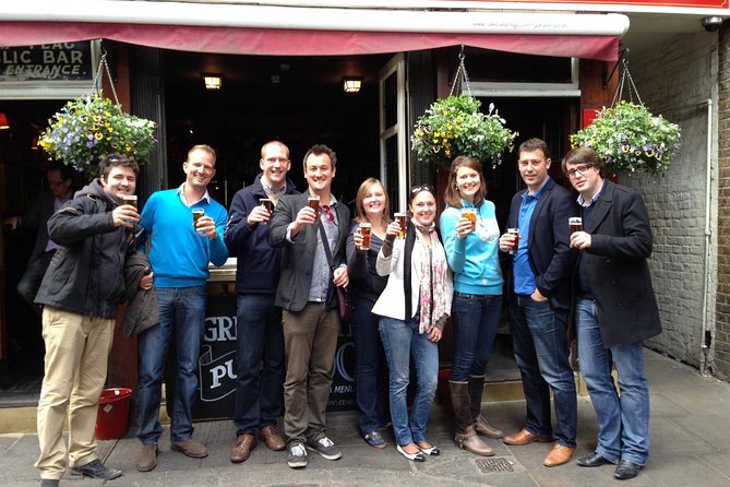 Pub Tour of Londons West End: Trafalgar Square, Covent Garden and Soho - Booking and Cancellation