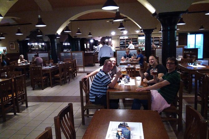 PUB Und CLUB Crawl in the Czech Republic: Pilsen - Sampling Traditional Czech Beverages