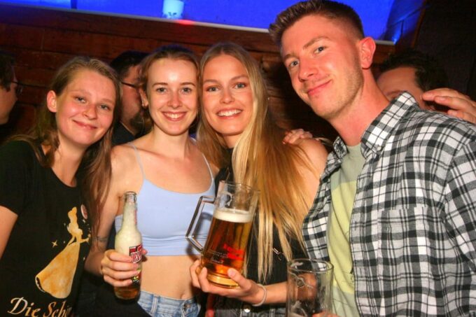 Pubcrawl Salzburg: Tour Through Best Bars and Clubs in Town - Arrival and Starting Location