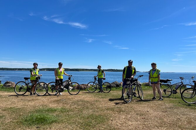 Public|Best of Portsmouth & New Castle Islands & Harbor| 2-2.5hr - Accessibility