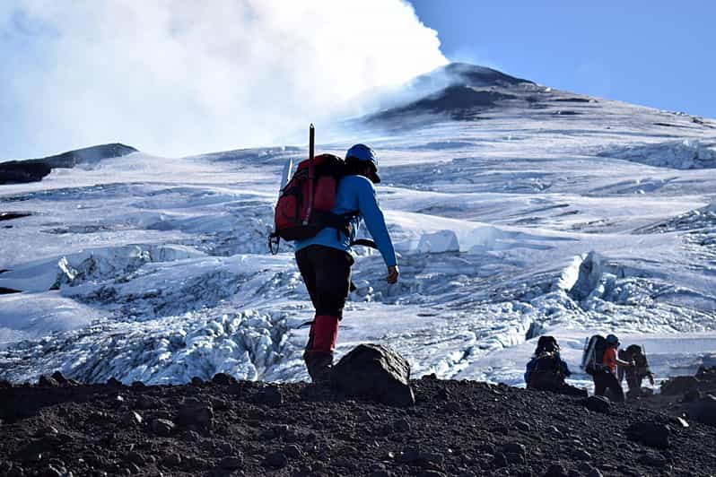 Pucón: Premium Adventure Package With Volcano Hike and More - Itinerary Highlights