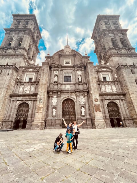 Puebla, Cholula, and ValQuirico Day Trip - Meeting Point