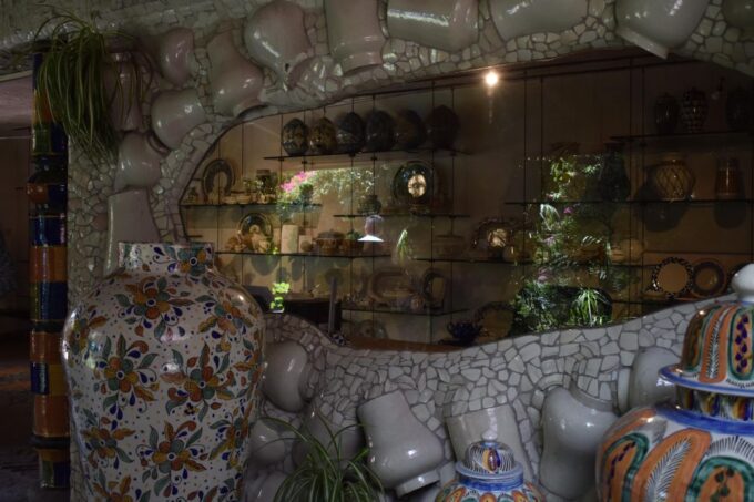 Puebla: Guided Tour of Cholula and Talavera With Transfers - Discovering Talavera Pottery
