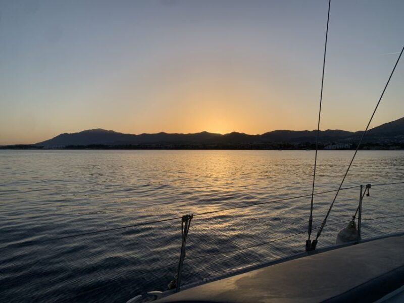 Puerto Banús: Sunset Sail in Marbella With Drinks & Snacks - Available Boat Choices