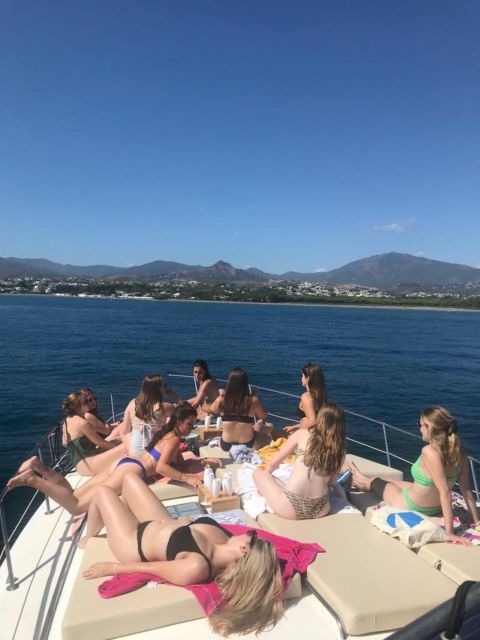 PUERTO BANUS: YACHT RENTAL FOR GROUP 2H - Booking Information