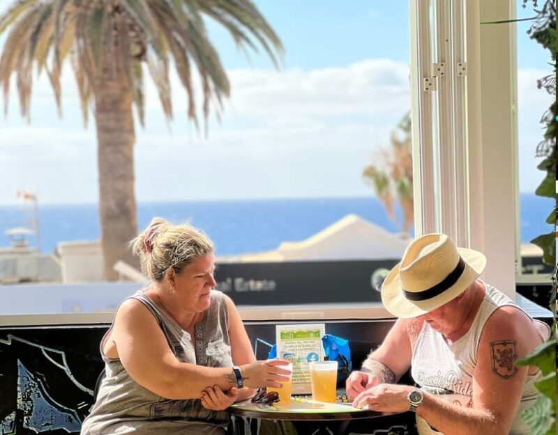 Puerto Del Carmen: Indoor 18 Hole Crazy Mini Golf Experience - Accessibility and Accommodations