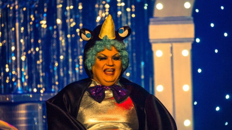 Puerto Del Carmen: Music Hall Tavern Comedy Drag Dinner Show - Show Highlights