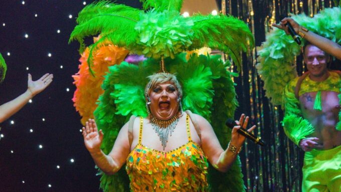 Puerto Del Carmen: Music Hall Tavern Comedy Drag Dinner Show - Additional Information