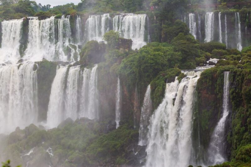 Puerto Iguazu: Argentinian Side of the Falls - Discovering the Devils Throat