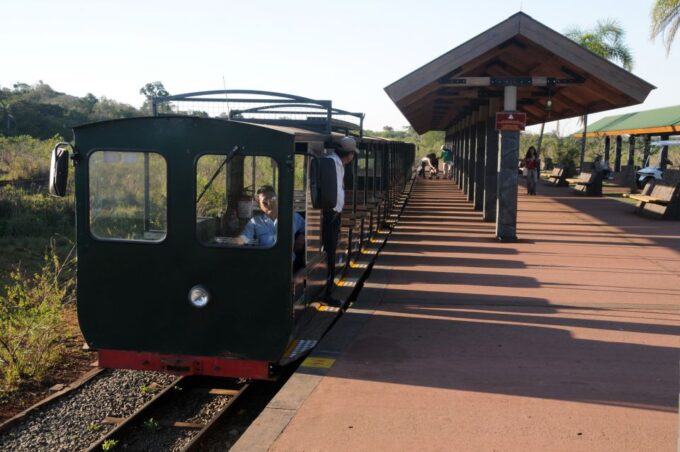 Puerto Iguazu: Argentinian Side of the Falls - Included Amenities and Transport