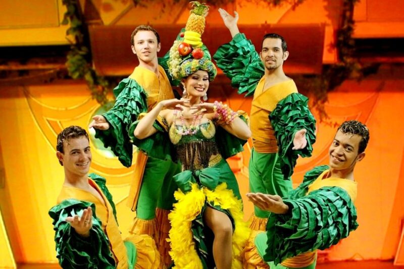 Puerto Iguazu: Rafain Steakhouse Dinner & Show - Cultural Fusion