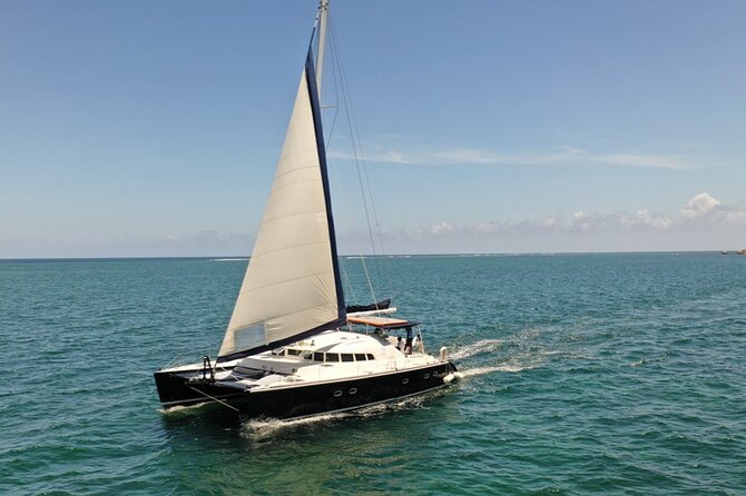 Puerto Morelos Catamaran Secret Sandbar Sail With Lunch and Drinks - Catamaran Cruise to Lagoon