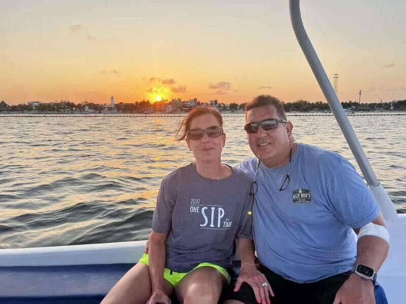 Puerto Morelos: Private Sunset Cruise with Snacks & Drinks - Who Will Love This Tour?