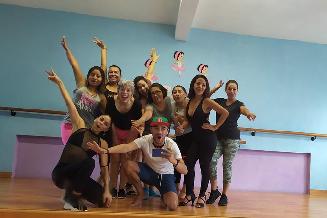 Puerto Morelos Salsa or Bachata Dance Lesson From Puerto Morelos - Location and Meeting Points