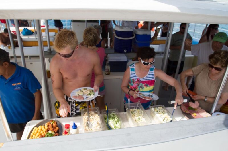 Puerto Plata: Catamaran Snorkeling Trip With Buffet - Tour Guide Services