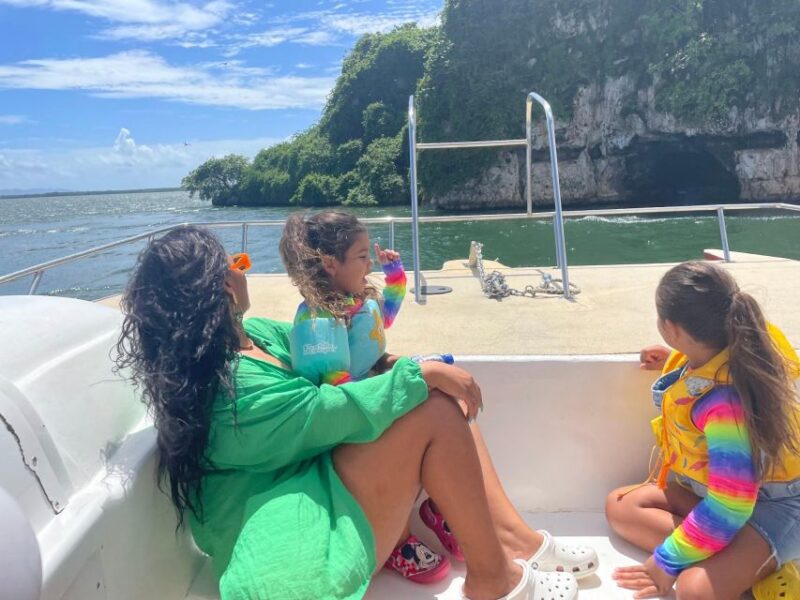 Puerto Plata:Whale Watching+Cayo Levantado W/ Lunch Included - Key Points