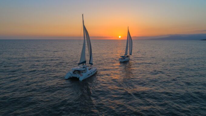 Puerto Vallarta: Bay of Banderas Luxury Sunset Sailing Tour - Boat and Crew Details