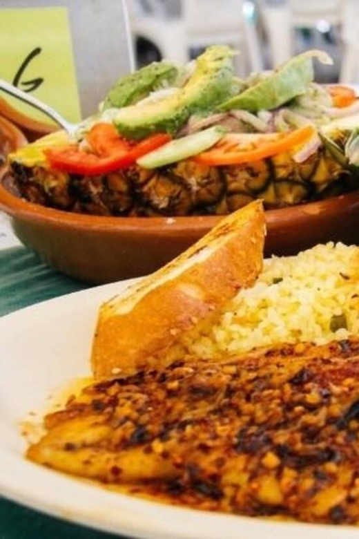 Puerto Vallarta: Beach Boy Los Arcos, Animas and Quimixto - Key Points