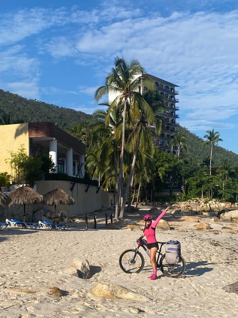 Puerto Vallarta: Bikes Tours on the City and Beach - Exploration Experience