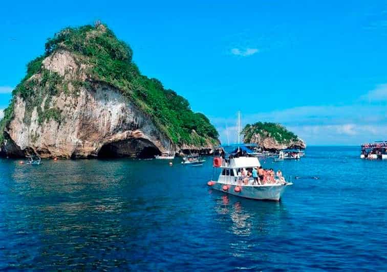 Puerto Vallarta: Cruise, Breakfast, Lunch + Open Bar Onboard - Included in the Tour