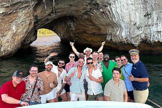 Puerto Vallarta: Gay Luxury Sunset Cruise with open bar - Introduction