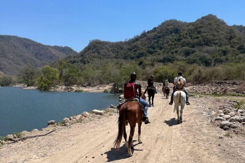 Puerto Vallarta: Horseback Riding, Lunch + Unlimited Drinks - Tequila Experience