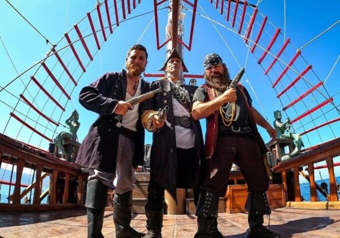 Puerto Vallarta: Majahuitas Island Pirate Ship Tour - Onboard Entertainment