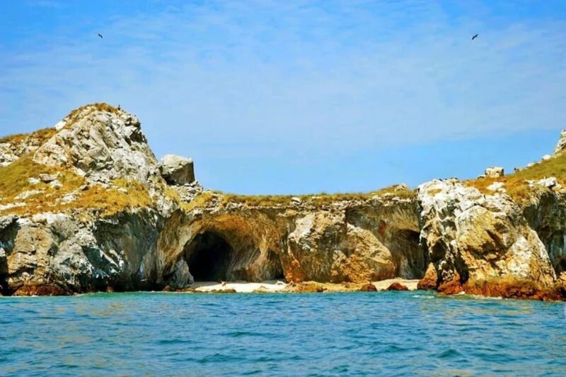 Puerto Vallarta: Marietas Island Experience & Hidden Beach - Unique Features