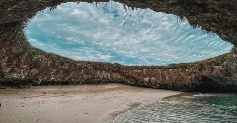 Puerto Vallarta: Marietas Islands Snorkel Cruise With Drinks - Highlights and Experiences