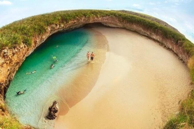 Puerto Vallarta: Marietas Islands Snorkel + Hidden Beach - Explore the Hidden Beach