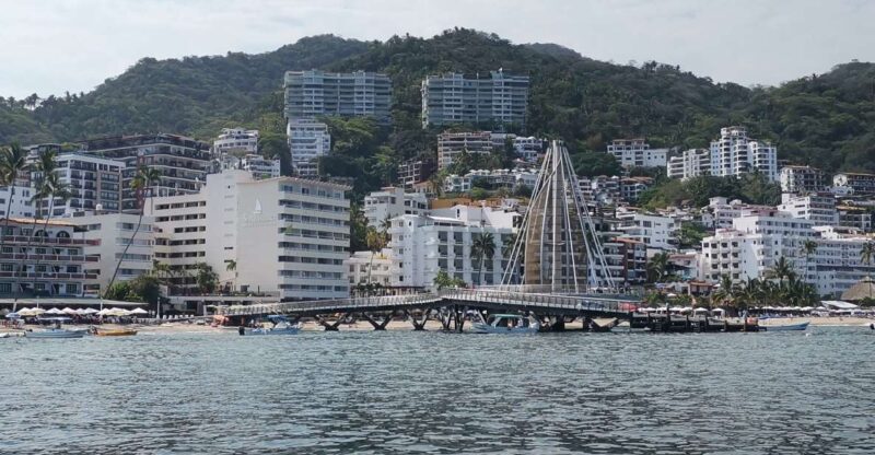 Puerto Vallarta: Private South Shore Sightseeing Cruise - Key Points