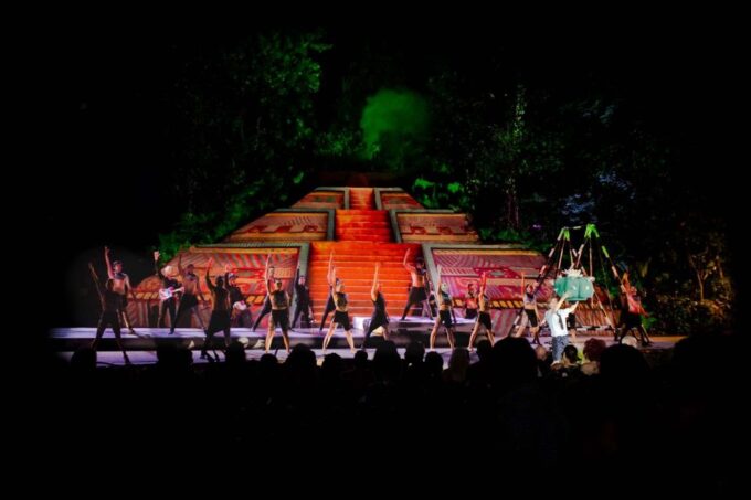 Puerto Vallarta: Rhythms of the Night Cruise & Dinner Show - Critiques