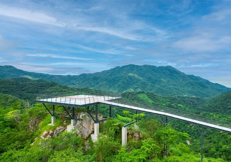 Puerto Vallarta: Walking Tour to Glass ViewPoint Jorullo - Inclusions and Amenities
