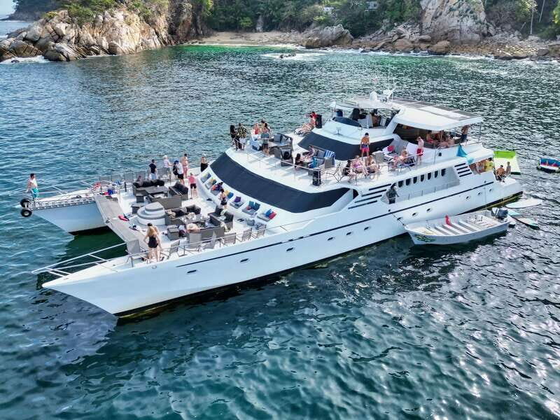 Puerto Vallarta: Yelapa Mega Yacht Cruise - An Honest Look at the Yelapa Mega Yacht Cruise