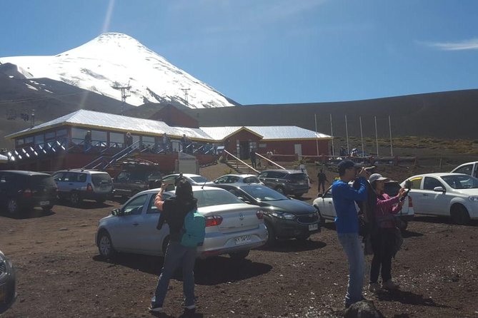Puerto Varas: Full Day Osorno Volcano and Petrohue Falls - Group Size and Languages