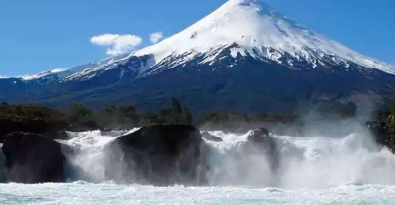 Puerto Varas: Osorno Volcano Day Trip by Air-conditioned Van - Experience Highlights