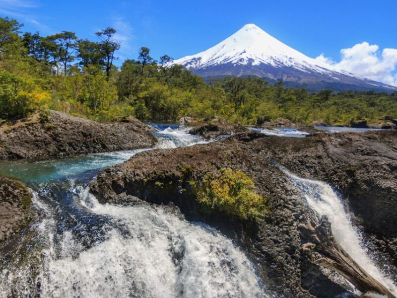Puerto Varas: Osorno Volcano Day Trip by Air-conditioned Van - Itinerary Details