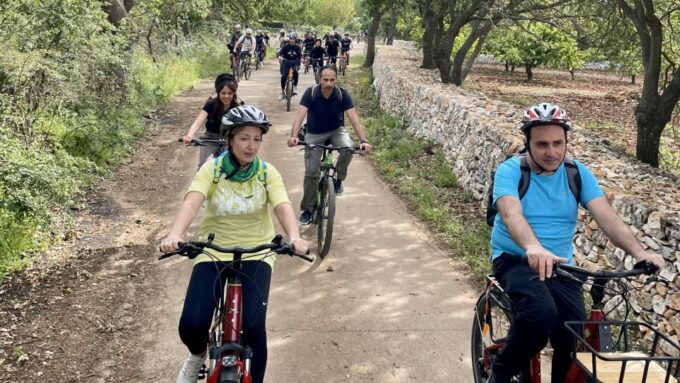 Puglia/Bari: Ebike Tour & Wine - Wine Tastings