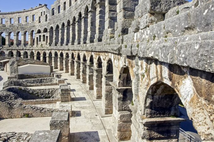 Pula: Arena Entrance Ticket - Tour Duration and Schedule