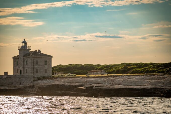 Pula: Brijuni National Park Sunset, Dolphins & Dinner Cruise - Accessibility and Important Notes