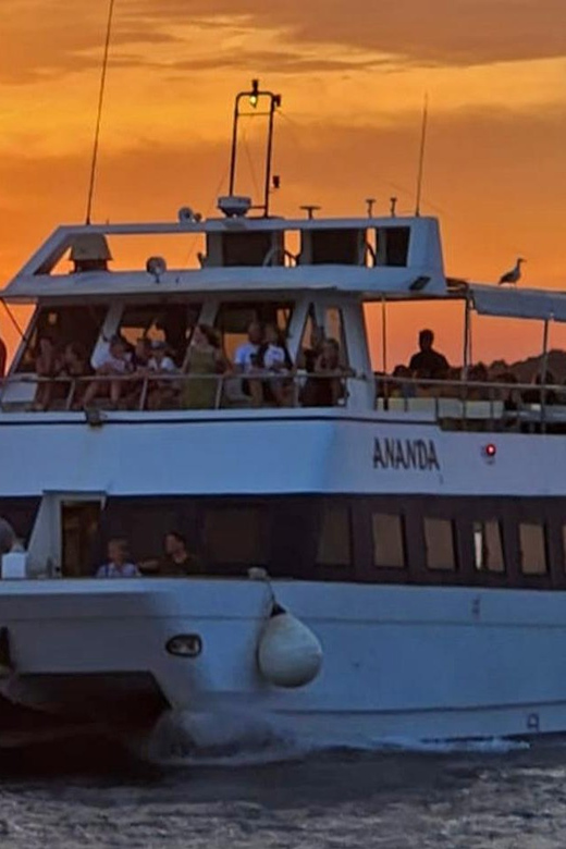 Pula: Dolphin Sunset Cruise to Brijuni With Dinner & Drinks - Good To Know